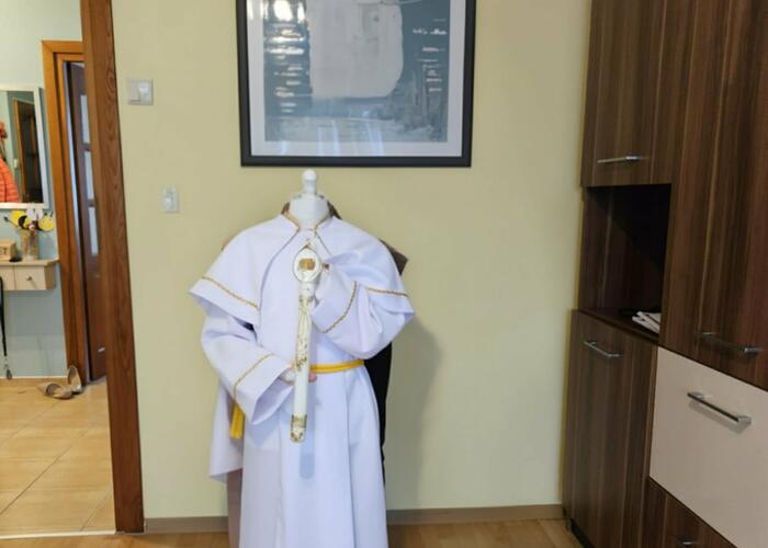 Grajewo ogłoszenia: Sprzedam albę komunijna dla chlopca, długość 116 cm,...